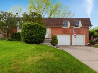 3990 Hudson Dr, Hoffman Estates, IL 60192
