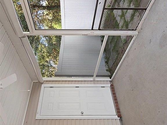 Screened in back porch 