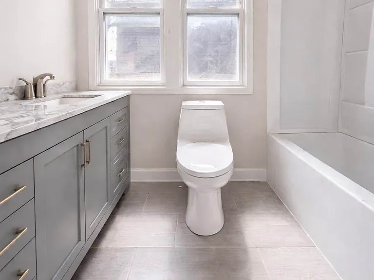 46 Elmendorf St — Photo 3