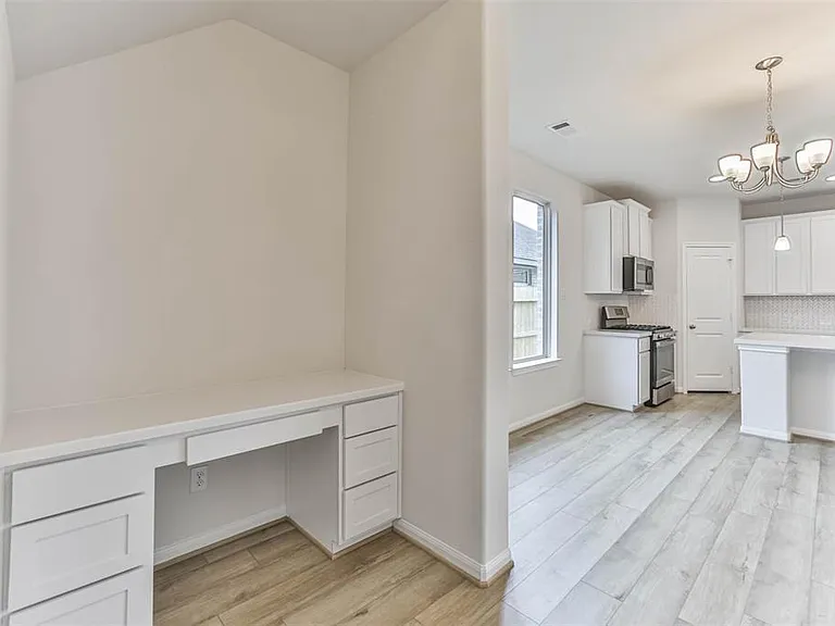704 Ocean Palms Dr — Photo 23