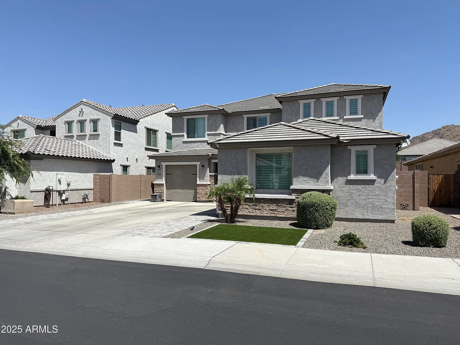 4 bed, 3.5 bath, 3558 sqft, $3,650 — Photo 3
