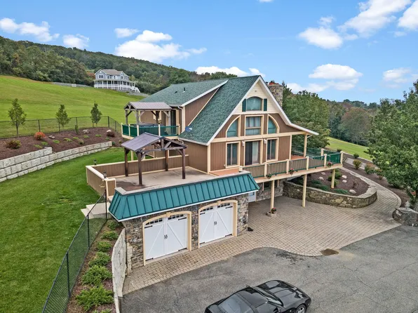 741 Mountain Road, Port Jervis, NY 12771