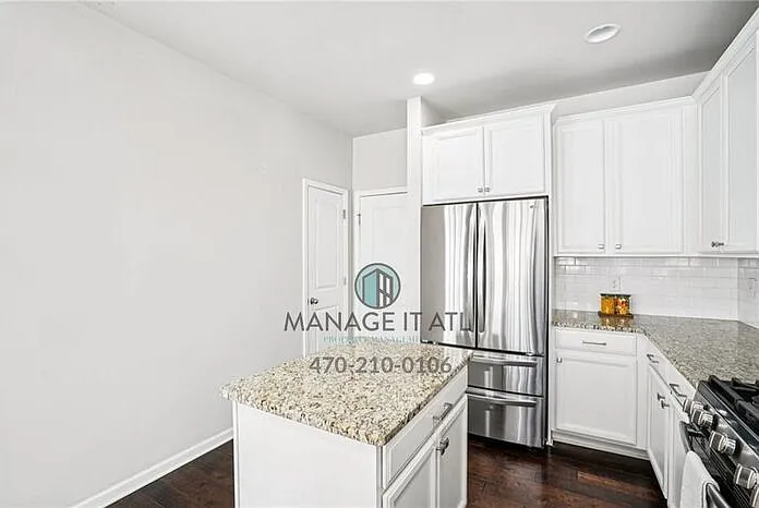2558 Village Park Bnd — Photo 14