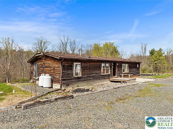 2nd image of 335 Weinsteiger Rd
