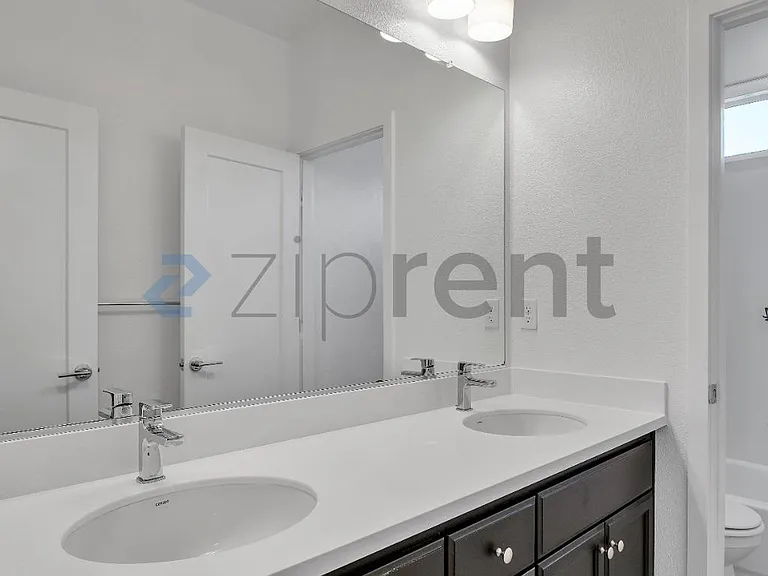 1483 S Barker St — Photo 39