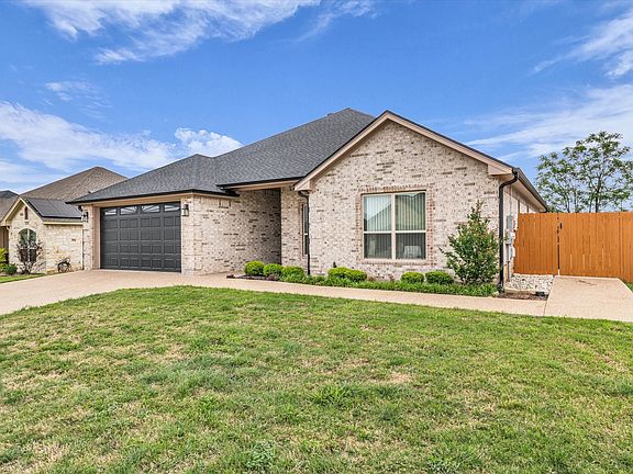 3rd image of 5524 Black Horse Ct
