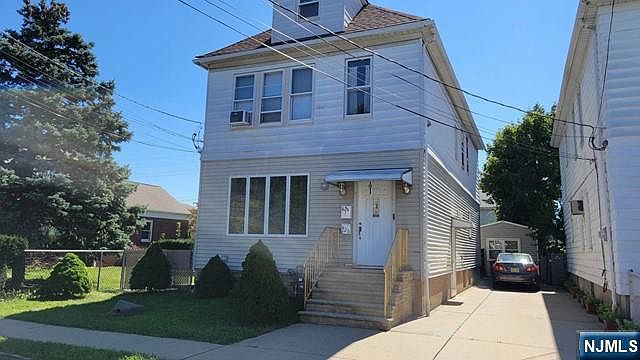 1st image of 426 Grace Ave