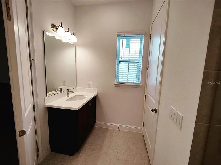 7703 Nemours Pkwy — Photo 20