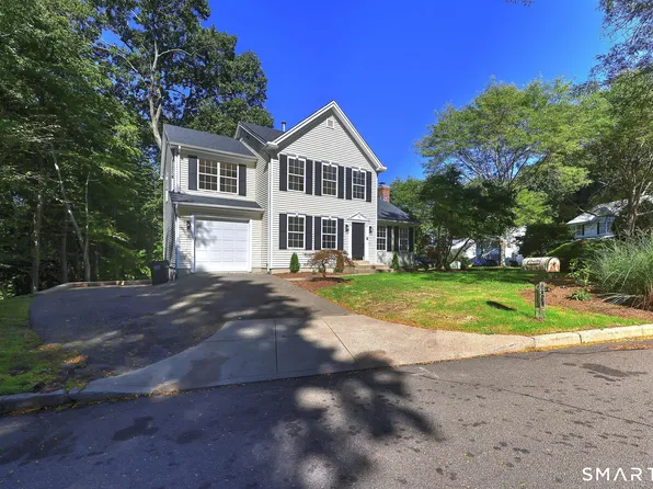 40 Acorn Lane, Milford, CT 06461