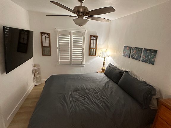 3rd image of 603 11th St #A