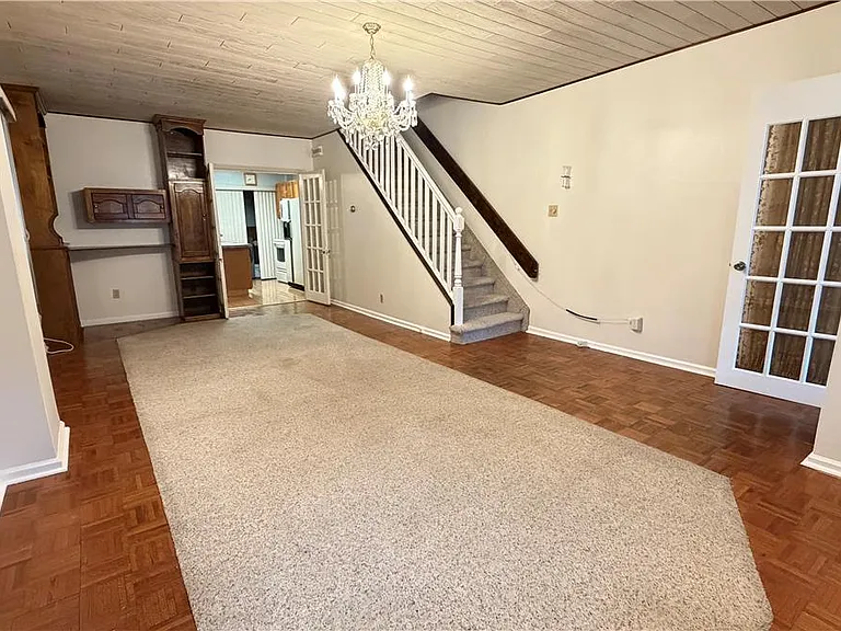 38 S Carlisle St — Photo 5