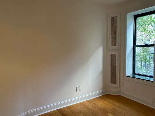 Rented by Corcoran | media 29