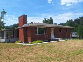 13601 Seasons Ave, Cresaptown, MD 21502