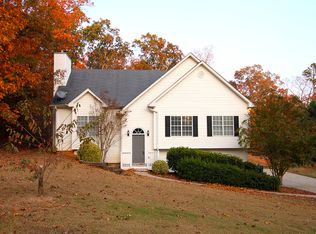 5570 Gayle Trl, Gainesville, GA 30506