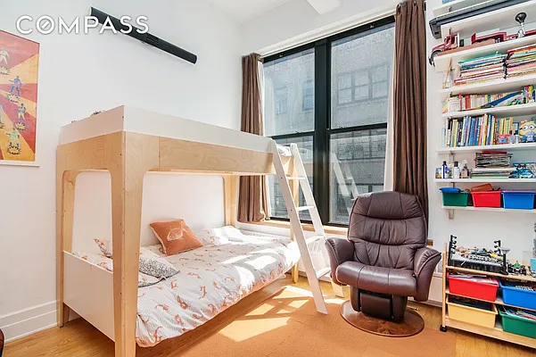 Rented by Compass | media 23