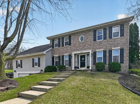 1253 Mockingbird Ln, Sun Prairie, WI 53590