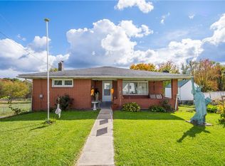 530 Eldersville Rd, Burgettstown, PA 15021