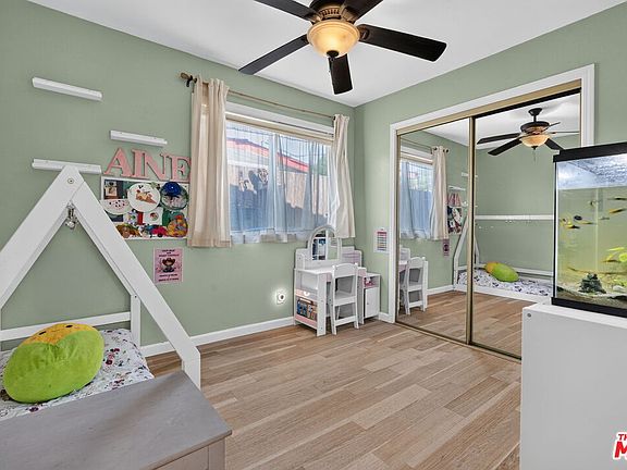 3rd image of 169 W 234th St