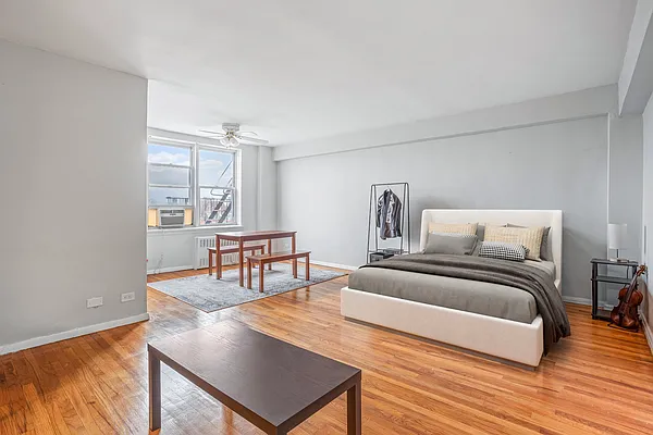 Sold by SPiRALNY | media 13