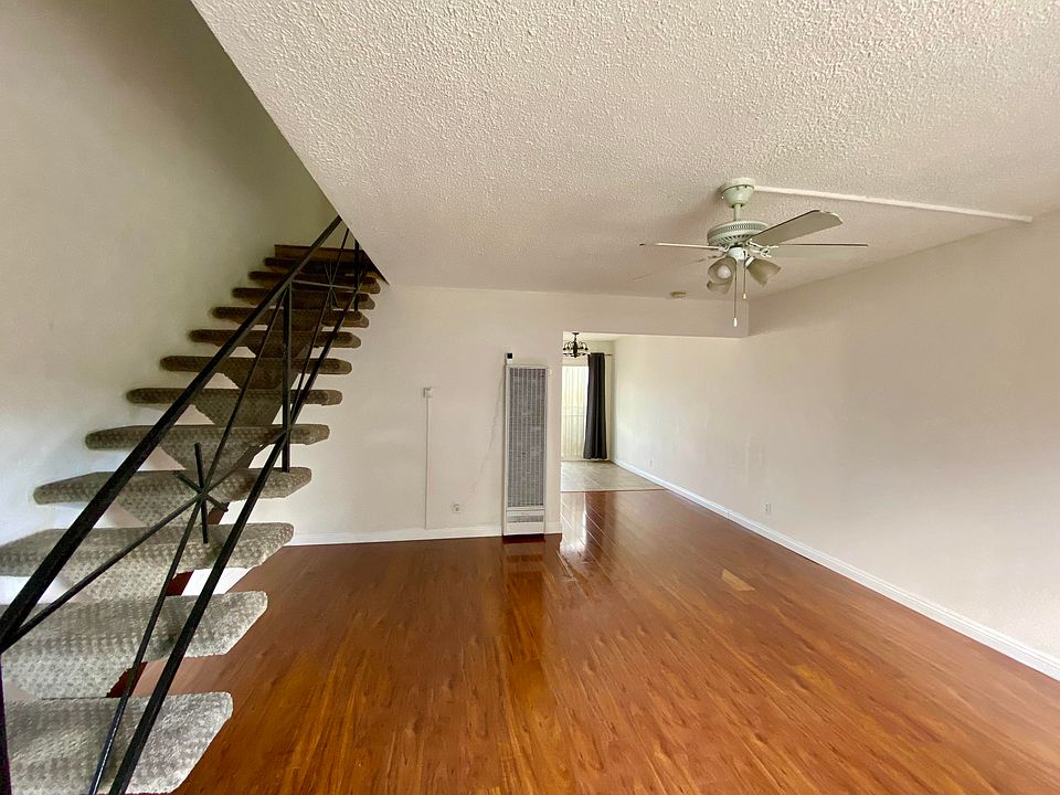1st image of 522 1/2 N Avenue 50