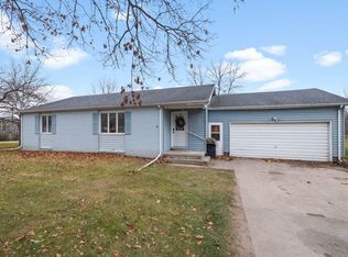 400 Baldwin St, Maxwell, IA 50161