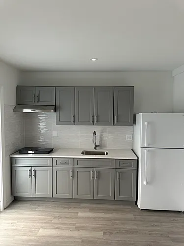 3266 Railroad Ave #A Photo 1