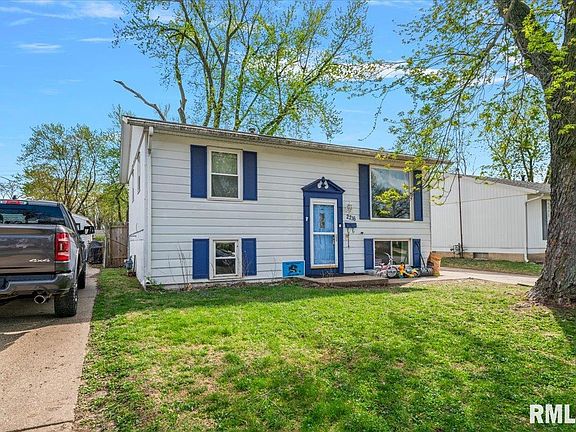 3rd image of 2216 Ramsey Rd