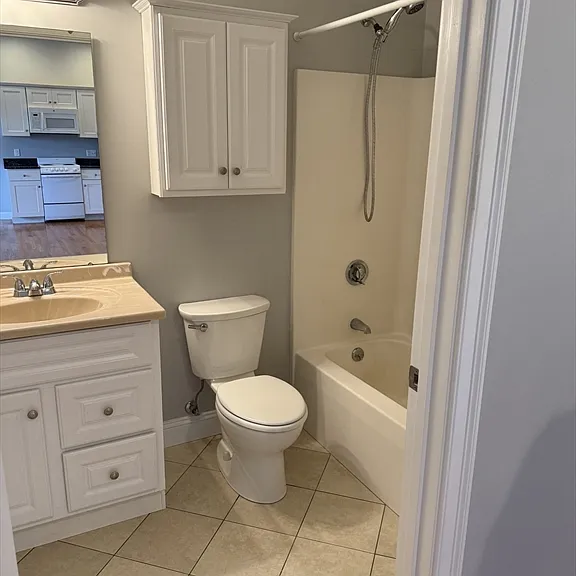 60 Pearl St #201 — Photo 7