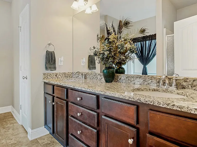 2492 Bentridge Dr W — Photo 20