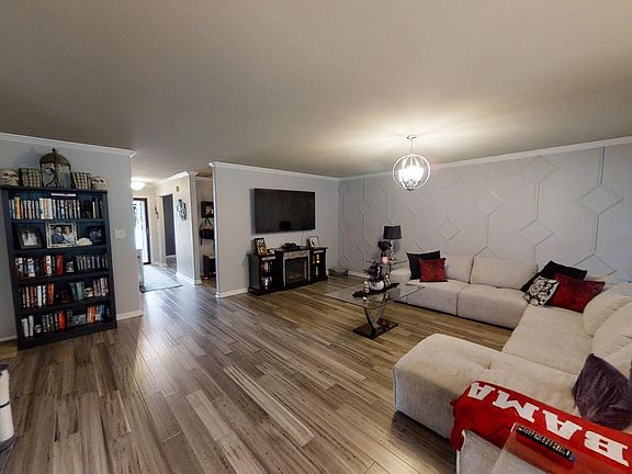 2nd image of 1808 Clayton Cove Dr NW