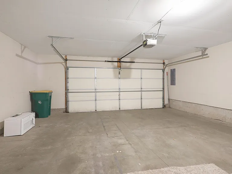 15564 Lilac Dr — Photo 26