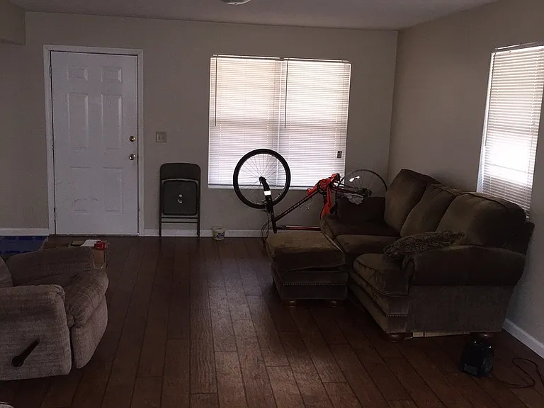 190 Susie Pl — Photo 8