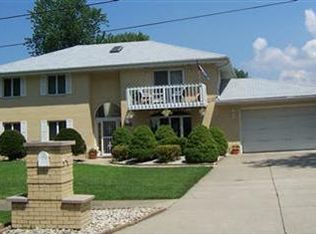 9251 Liable Rd, Highland, IN 46322