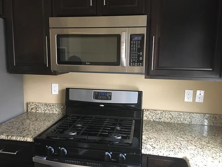 3807 Arrowwood Ln — Photo 11