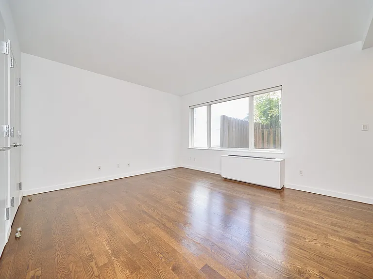 1209 Dekalb Ave #102 — Photo 6