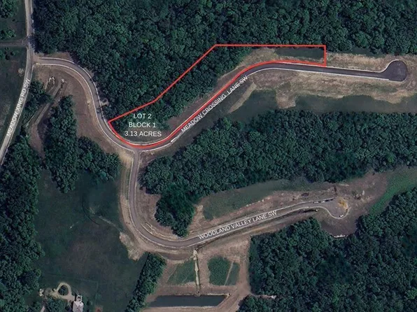 Meadow Crossing Ln SW, Rochester, MN 55902