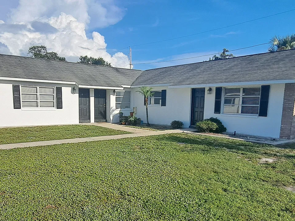 Quiet community in Dunedin. Close to shopping