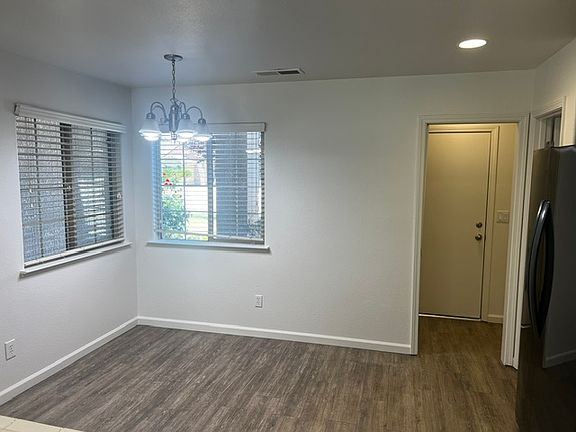 5th image of 1017 Marc Ave
