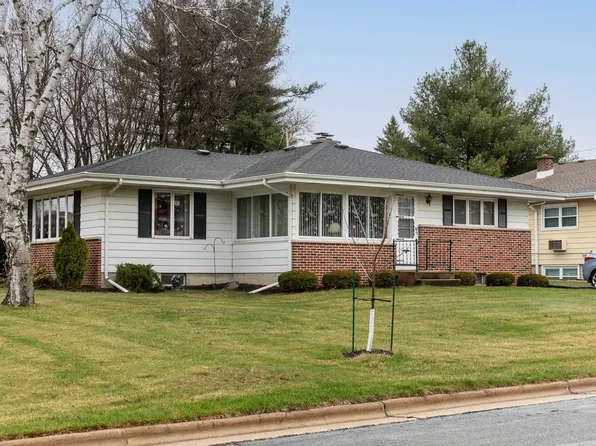 5112 & 5114 Schofield St, Madison, WI 53716