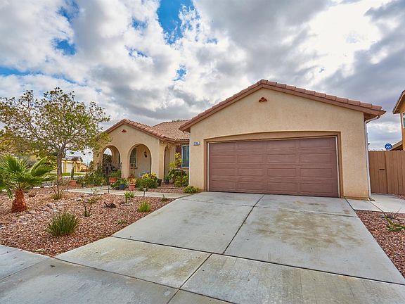3rd image of 13765 Dove Ct