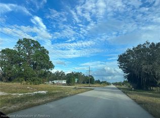 3318 N Horseshoe Dr, Avon Park, FL 33825