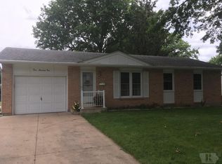 101 Paulaire Ct, Burlington, IA 52601