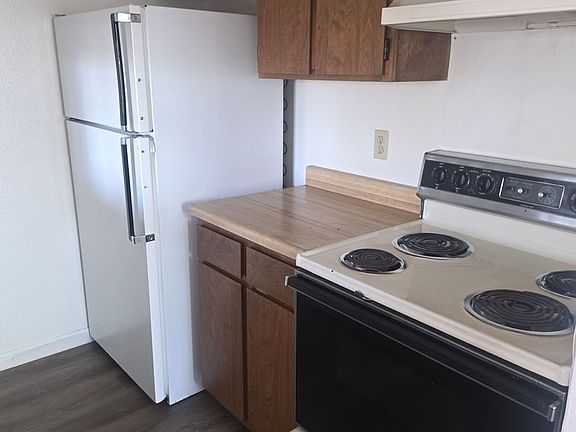 5th image of 2080-2082 2084th St #2086-F