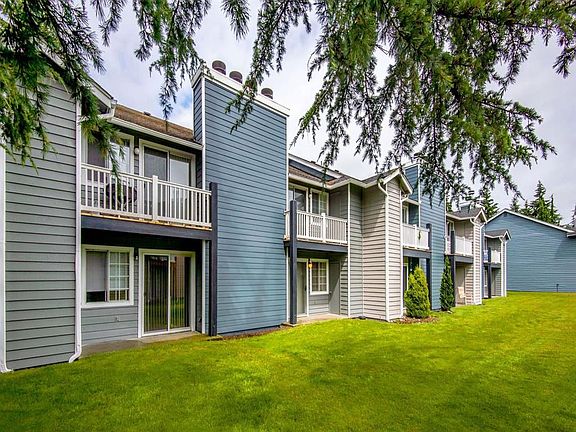 2nd image of 1900 Black Lake Blvd SW APT Nn12