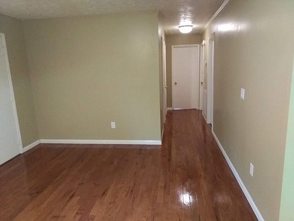 3rd image of 451 Quail Dr