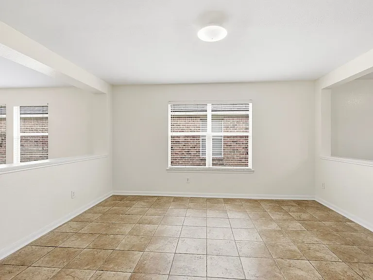 7719 Serene Wood Ln — Photo 8