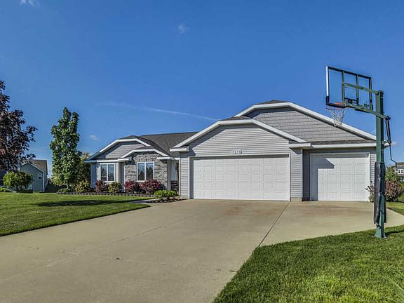 2nd image of 7214 Sagerose Dr