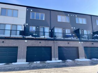 913 Moses Tennisco St, Ottawa, ON K1K5A8