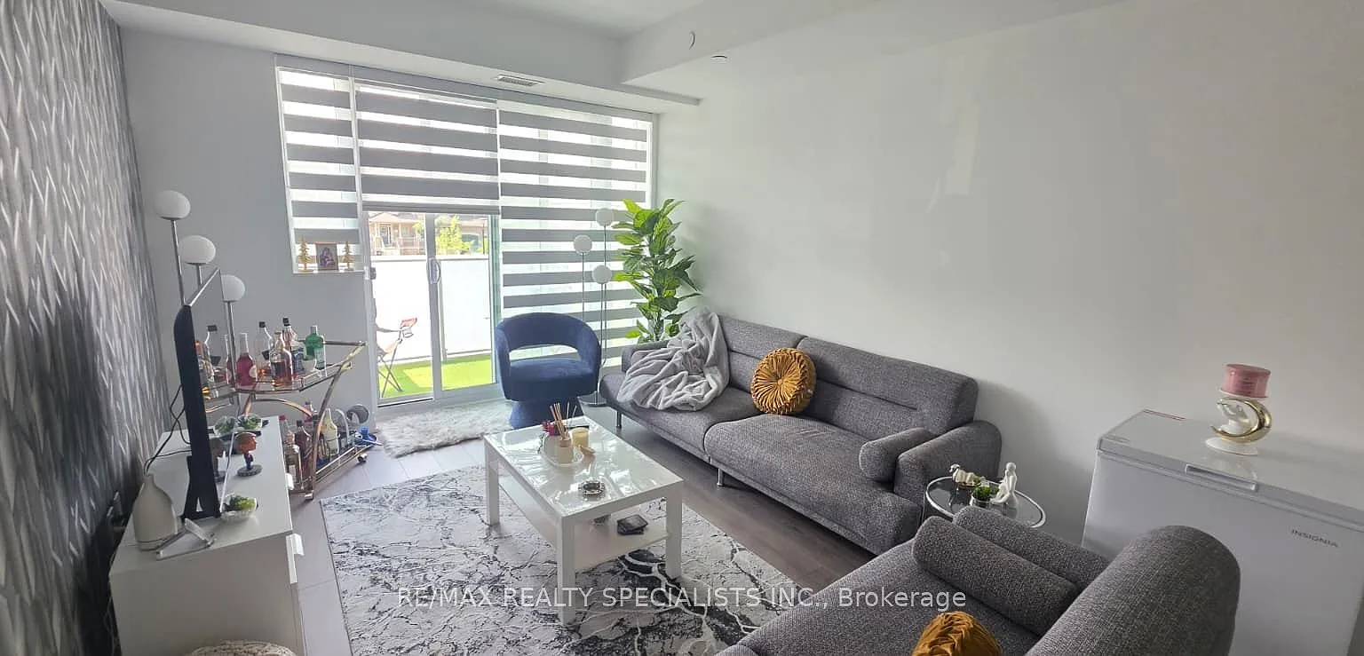 2 bed, $2,200 — Photo 4