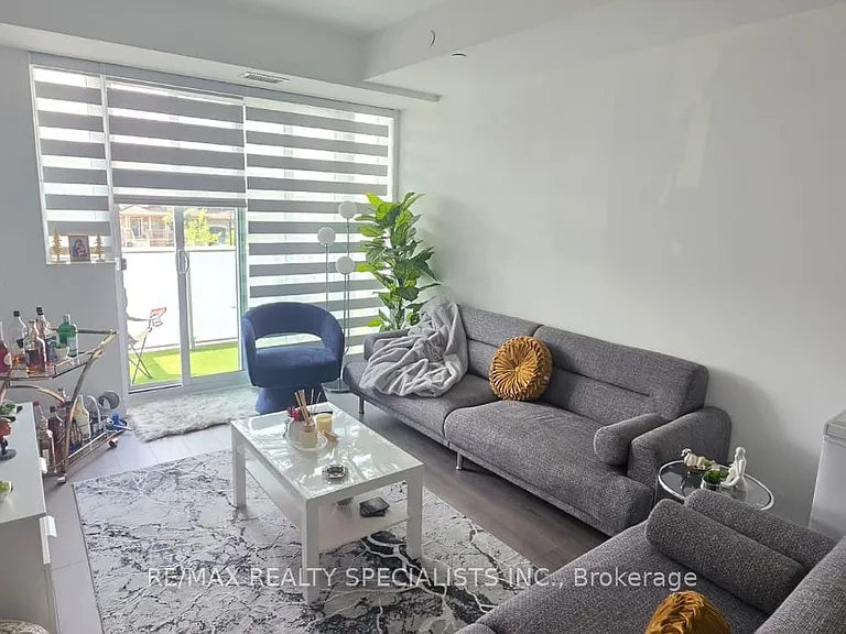 412 Silver Maple Rd #206 — Photo 4